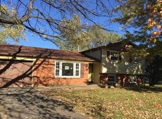 10118 Heather Hills Rd, Indianapolis, IN 46229