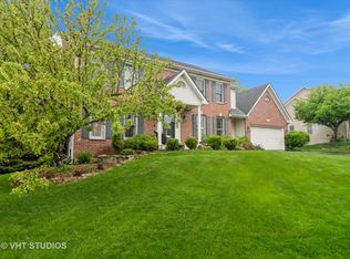 815 Mark Twain Trl, Batavia, IL 60510
