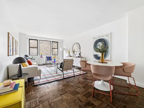 201 E 21st St APT 7-F, Manhattan, NY 10010