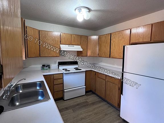 4th image of 556 Garfield Dr APT 4