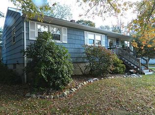 83 Spice Bush Trl, Narragansett, RI 02882