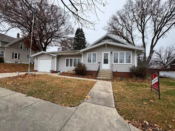 438 10th Ave N, Fort Dodge, IA 50501