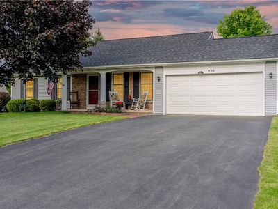 920 Limpet Dr, Webster, NY, 14580