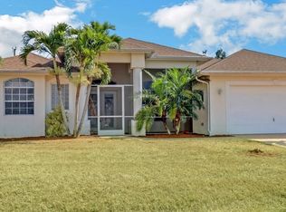 704 SW 23rd Ter, Cape Coral, FL 33991