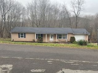 328 Ridgecrest St, Bluefield, VA 24605