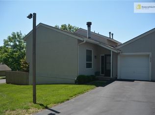 10998 Rosehill Rd, Overland Park, KS 66210