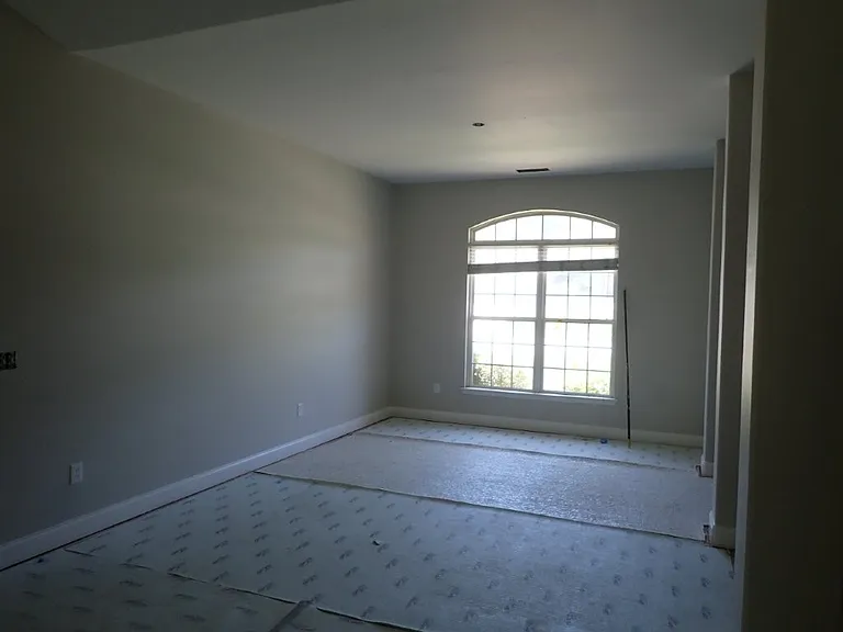 237 Cedar Mdw — Photo 2