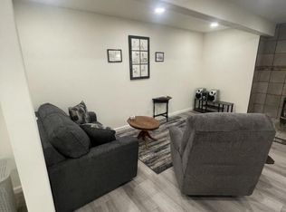 426 S 9th St, Coos Bay, OR 97420