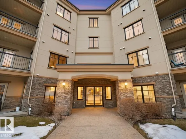 160 Magrath Rd NW #421, Edmonton, AB T6R 3T7