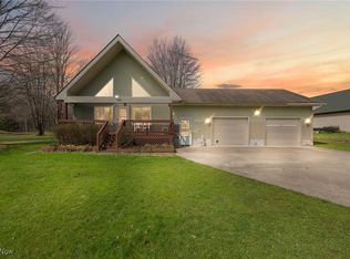 1161 Fortier Rd, Geneva, OH 44041