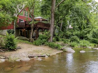 84 Lake Lure Hwy, Hendersonville, NC 28792