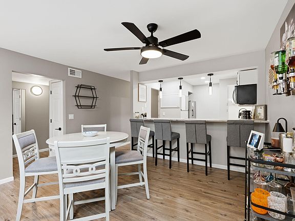 5th image of 111 Winding Way Unit D
