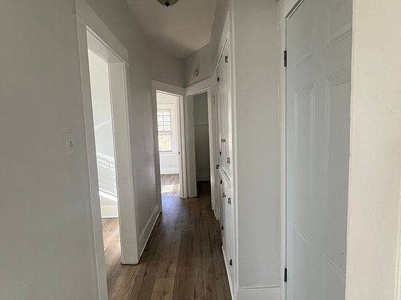 2nd image of 1354 Gundry Ave APT A