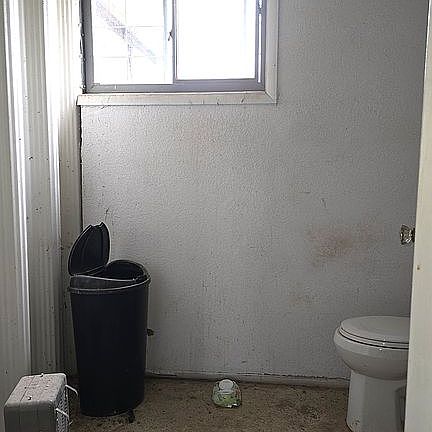 5th image of 33-21 N 13th Ave #W