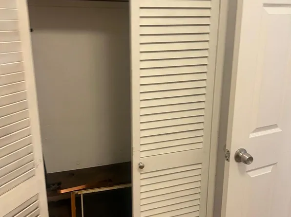 313 East 89th Street image 10 of 14