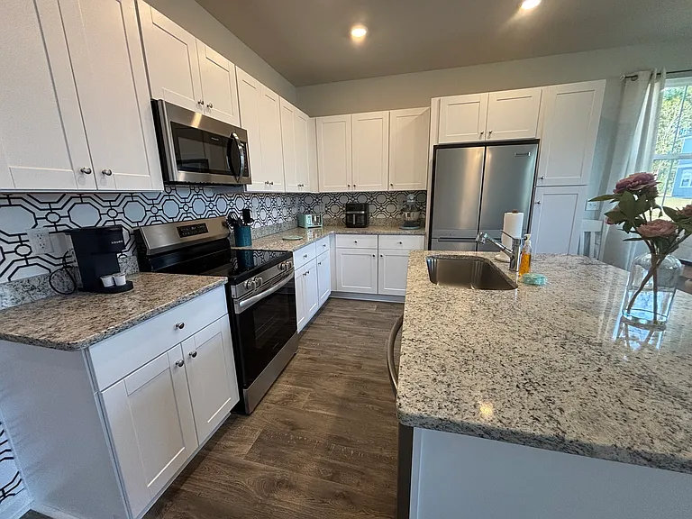 Cypress Ln — Photo 58
