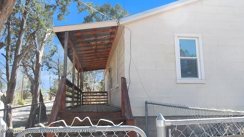 1st image of 223 Turkey Canyon Ln