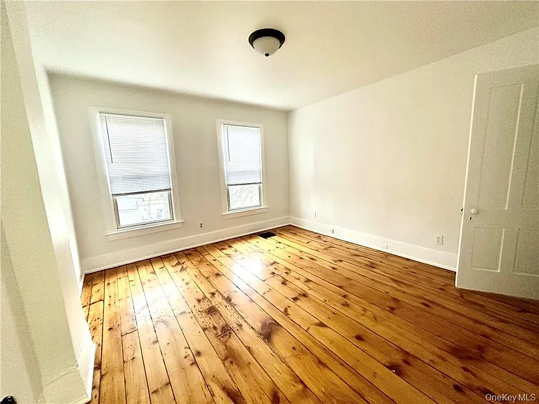 9 Hornbeck Ave — Photo 16