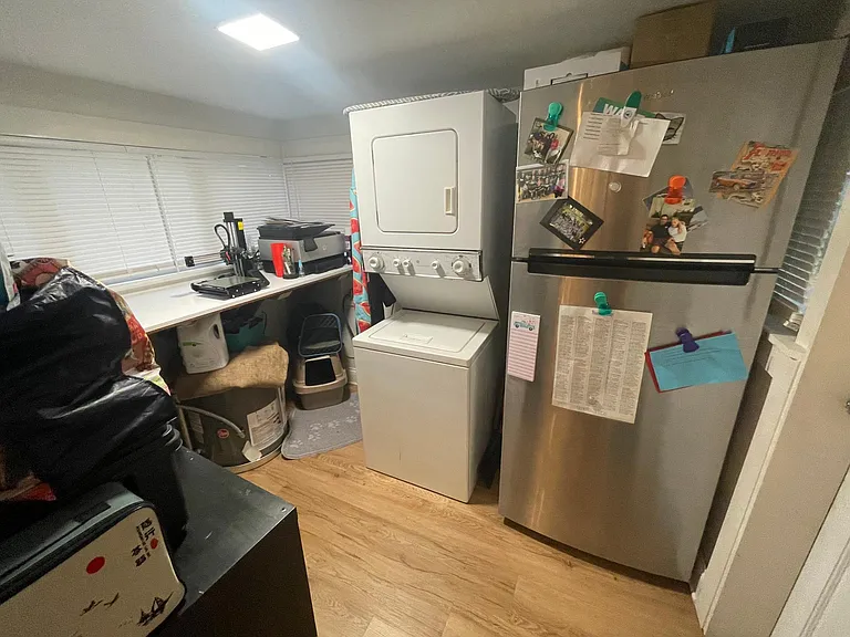 7810 N Van Dyke Pl #A — Photo 5