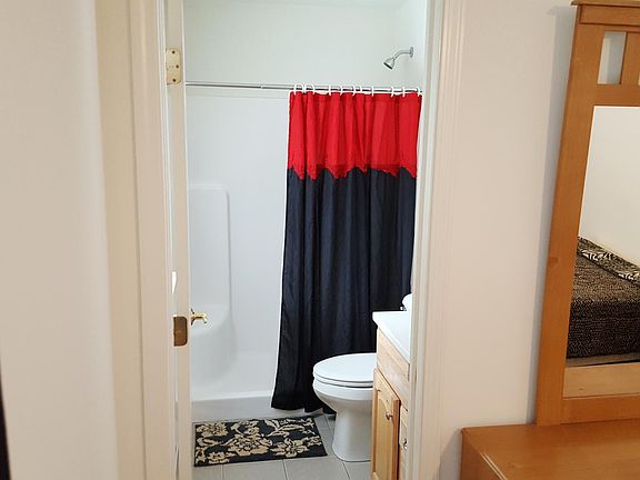 5th image of 613 Malta Ave #613