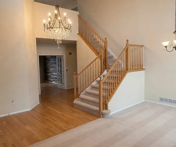 17059 Cornerstone Dr — Photo 2