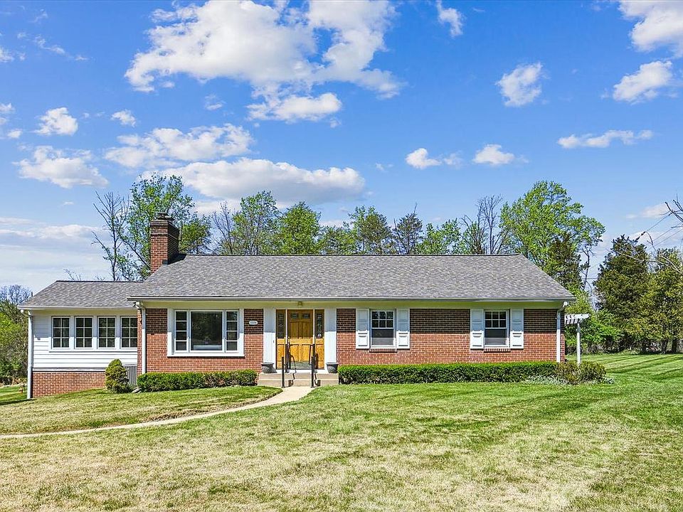 1st image of 13326 Oakwood Dr