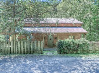 460 Old Mill Rd, Tellico Plains, TN 37385