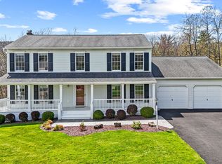 1324 Cameron Ln, Vestal, NY 13850