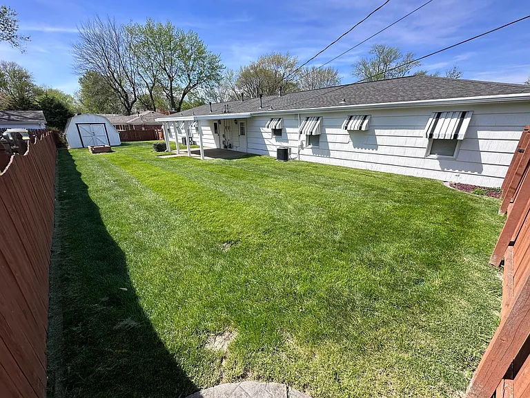 Tulip Ct — Photo 5