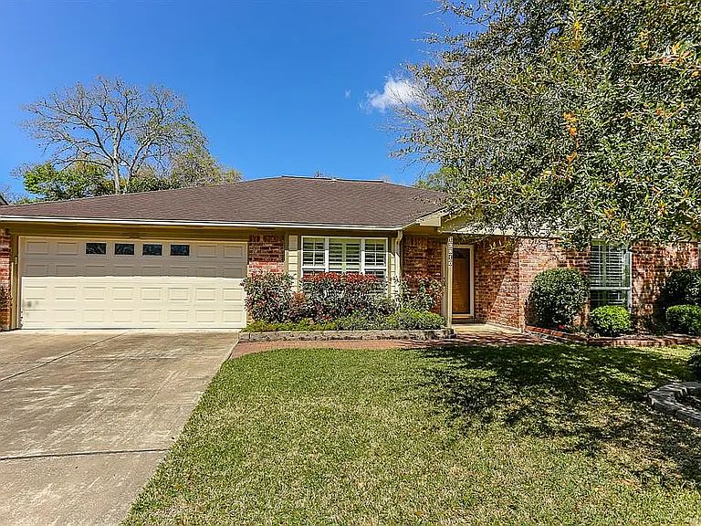 1st image of 13810 Ivymount Dr