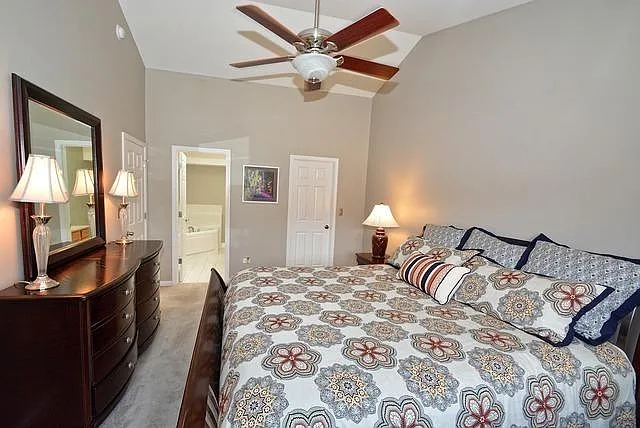 2803 Rutland Cir #201 — Photo 18