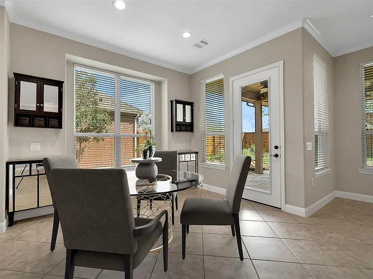 9422 Pecos Pass Ct — Photo 12
