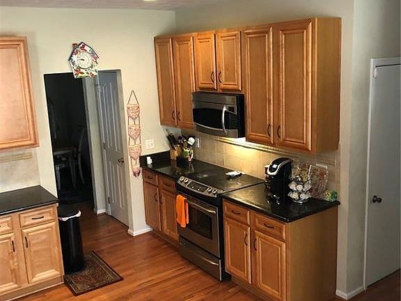 4th image of 22451 Jordan Height Dr