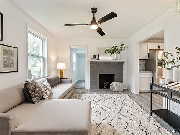 2nd image of 1112 Evergreen Ave