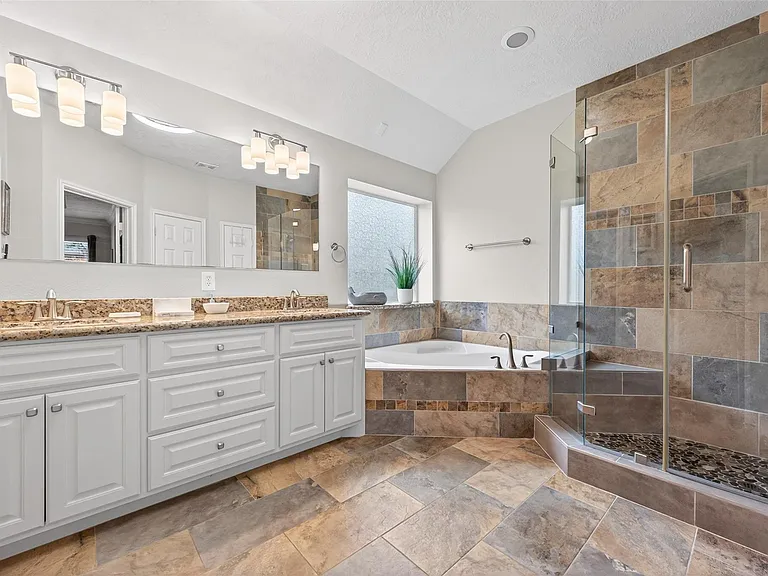 155 E Concord Valley Cir — Photo 28