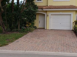 1119 Imperial Lake Rd, West Palm Beach, FL 33413