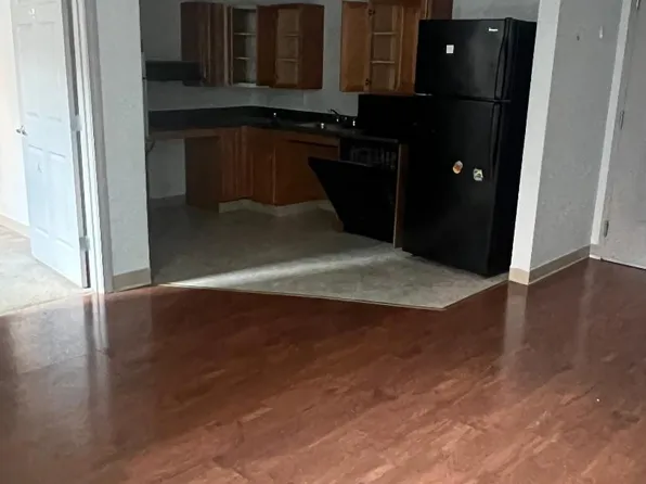 (undisclosed Address), Lawrence, MA 01840