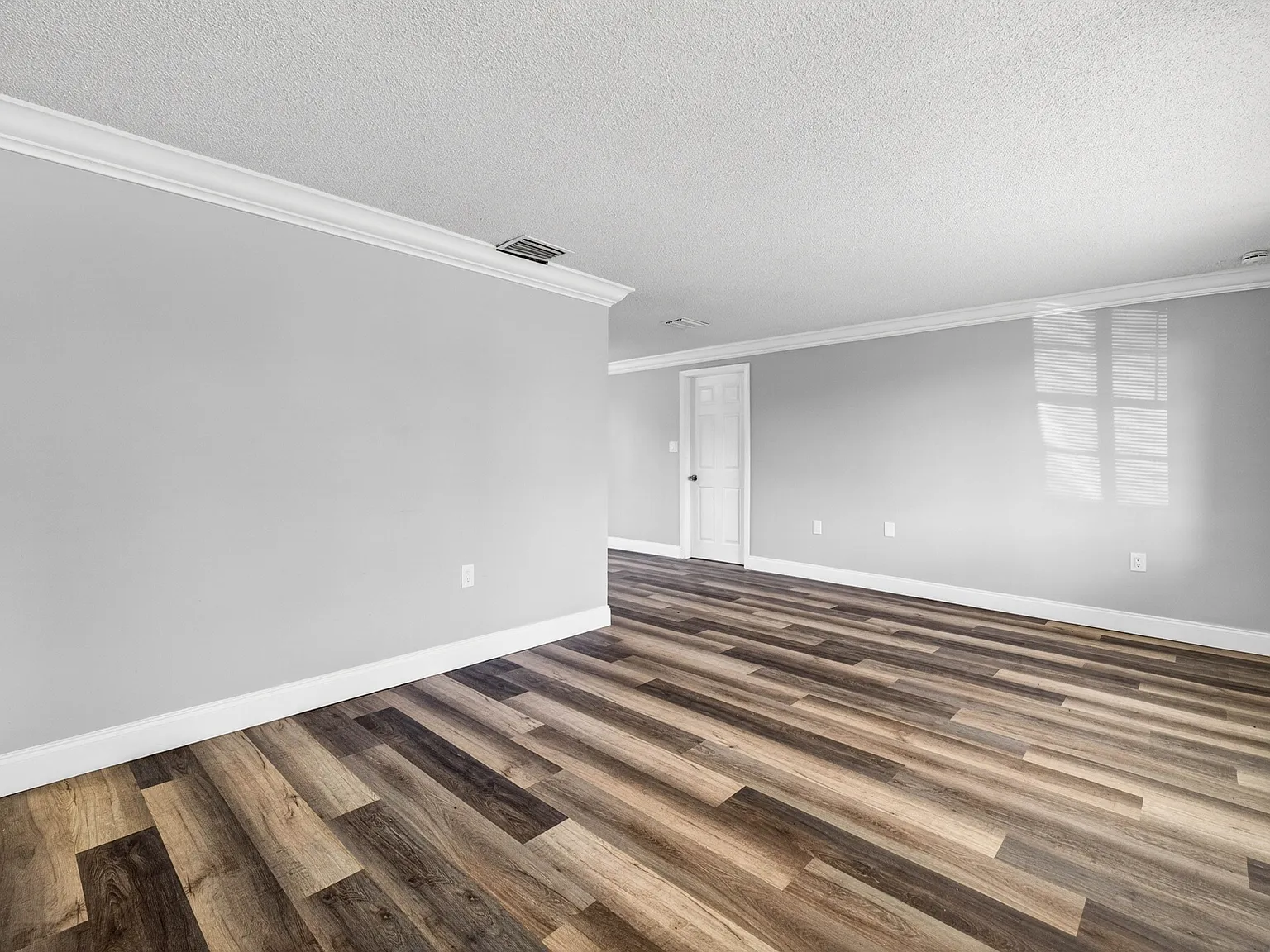 3 bed, 1332 sqft, $1,595 — Photo 3
