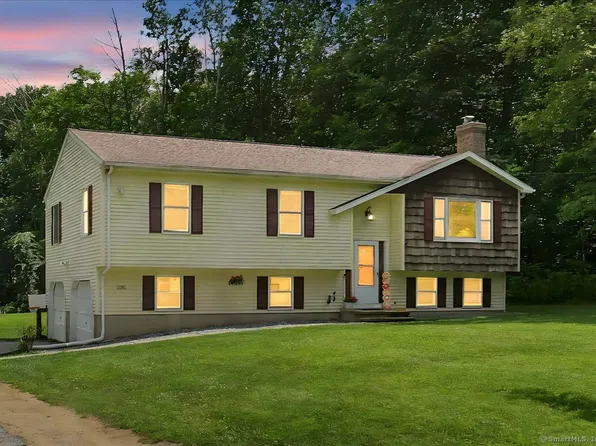 406 Windham Avenue, Colchester, CT 06415