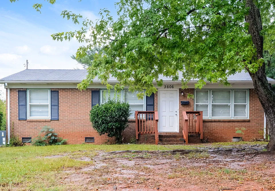 3606 Archer Ave