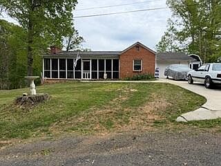 1st image of 1214 Jones Rd