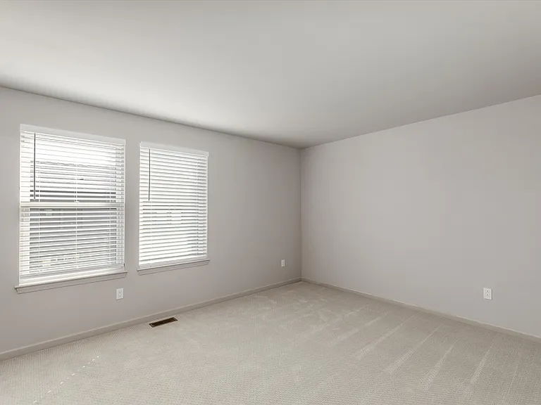 3032 Hydrangea Ln — Photo 19