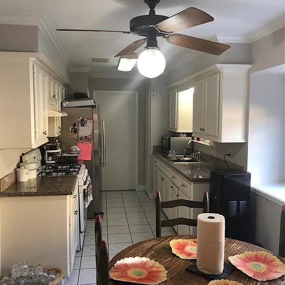 7407 Riptide Dr — Photo 8