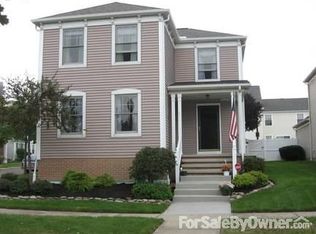 9390 Millcreek Blvd, Cleveland, OH 44105