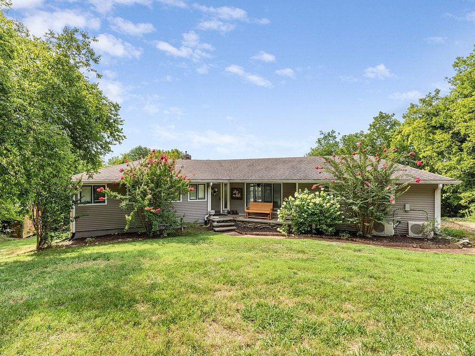 340 Hilltop Ln, Woodbury, TN 37190 | Zillow