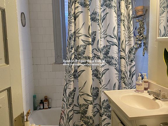 50 Charlesgate East #210 Boston - Fenway Unit Photo 4 (1)