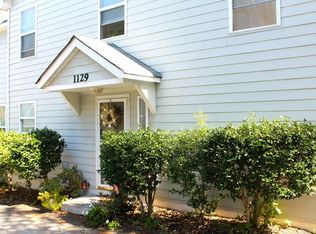 1129 S Birdneck Rd, Virginia Beach, VA 23451