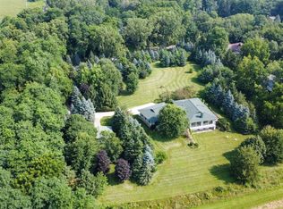 5011 Gilkeson Rd, Waunakee, WI 53597