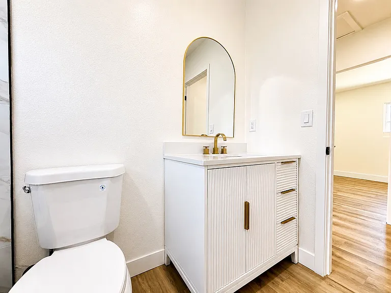 8806 Chantry Ave — Photo 12