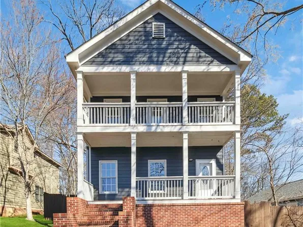 2395 Saint James Dr NW, Atlanta, GA 30318